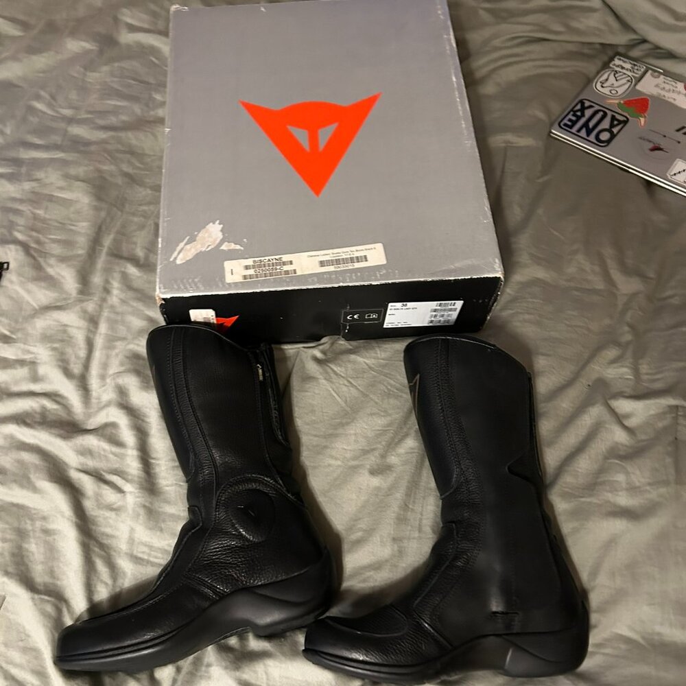 DAINESE RIDING BOOTS - LIKE NEW WITH BOX